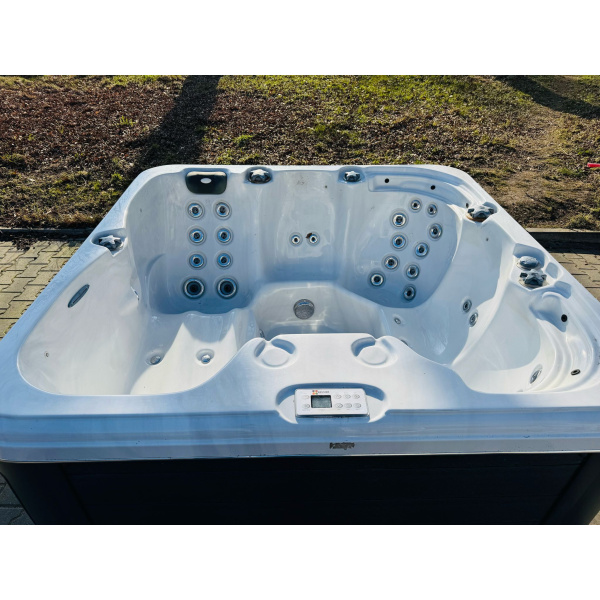 Spa 5 persoons merk Balboa (gebruikt) - Afbeelding 2