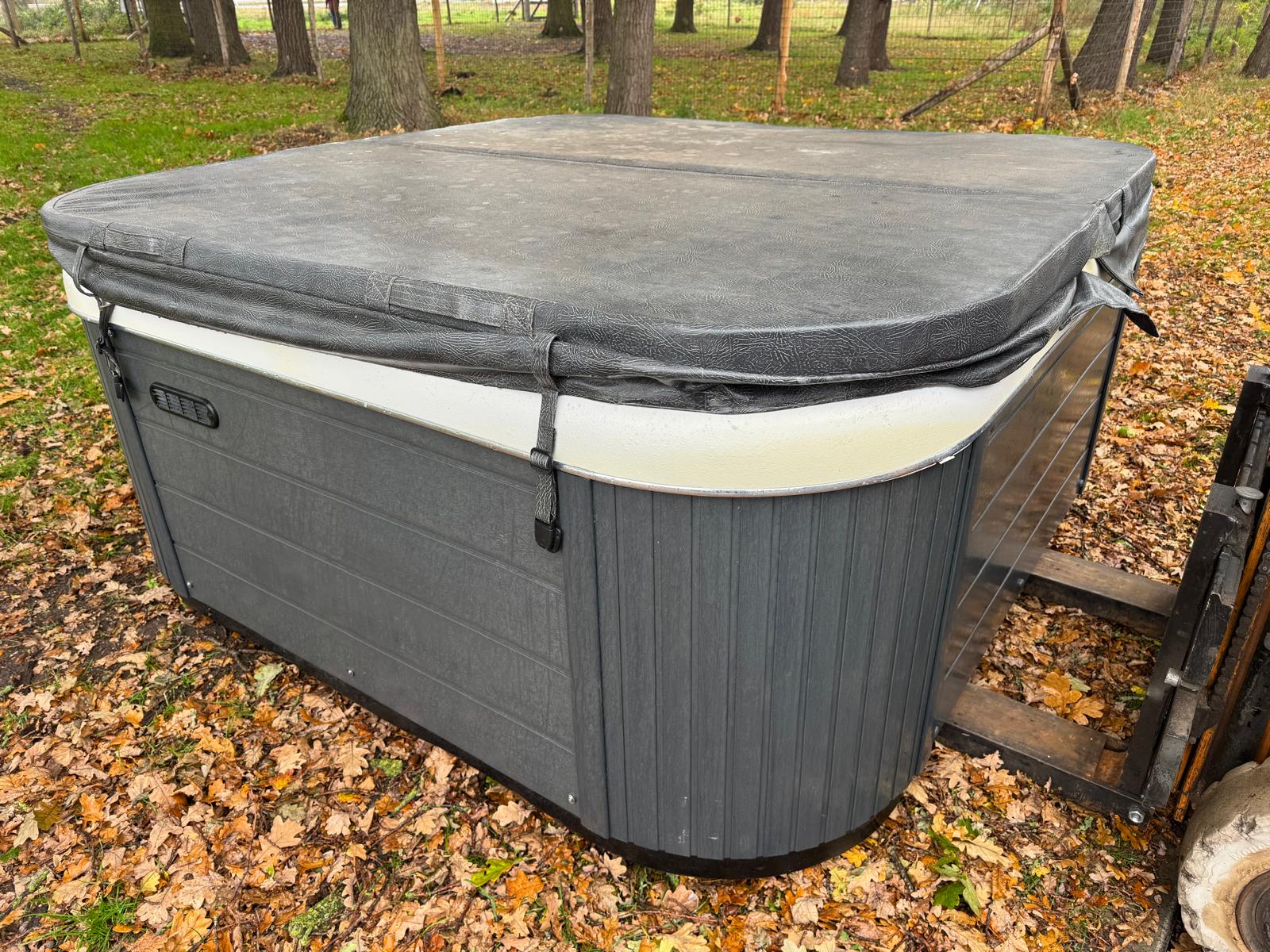 Spa 6 persoons merk Balboa (gebruikt) - Afbeelding 5