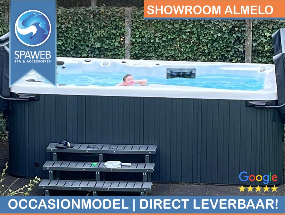 Zwemspa 400 x 230 cm merk Balboa