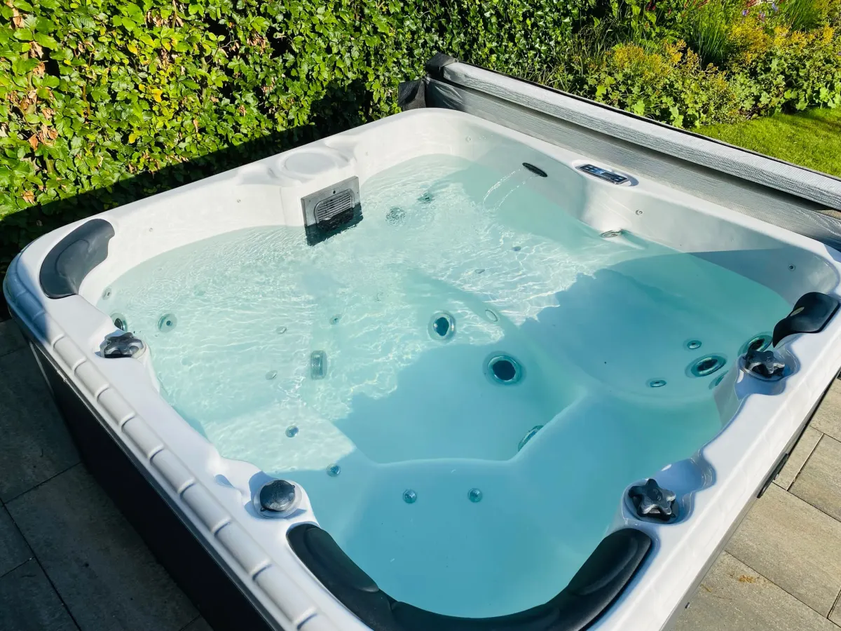 Spa 5 persoons merk Balboa (gebruikt)